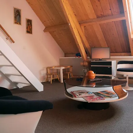 Familie- En Groepsverblijf Het Voorhuis Bed & Breakfast *