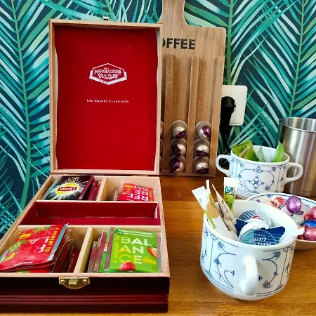 Familie- En Groepsverblijf Het Voorhuis 게스트하우스 Loon op Zand