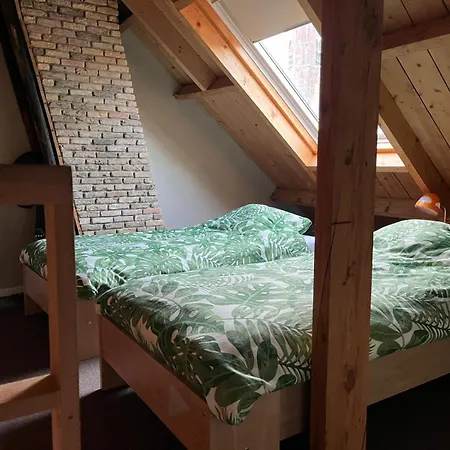 Familie- En Groepsverblijf Het Voorhuis Loon op Zand