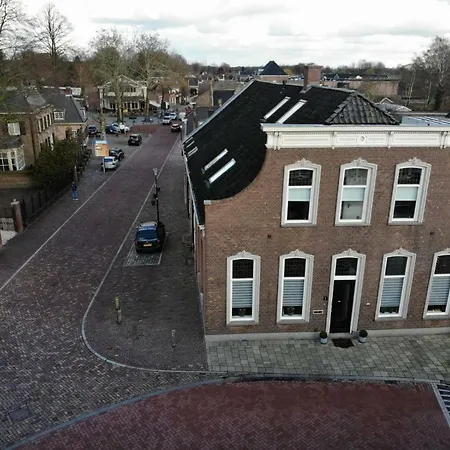 Familie- En Groepsverblijf Het Voorhuis 게스트하우스 3*