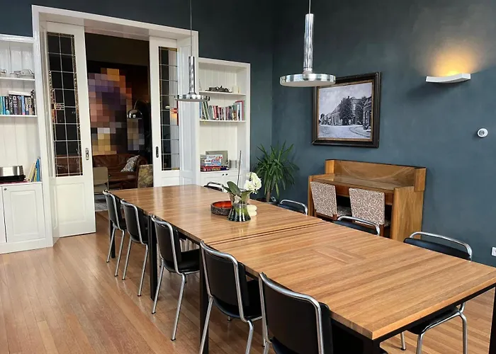 Familie- En Groepsverblijf Het Voorhuis Gasthof Loon op Zand