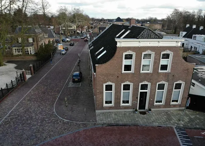 Familie- En Groepsverblijf Het Voorhuis 게스트하우스 3*