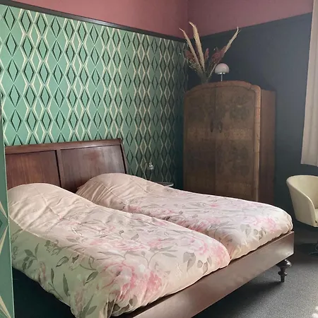 Familie- En Groepsverblijf Het Voorhuis Casa de hóspedes